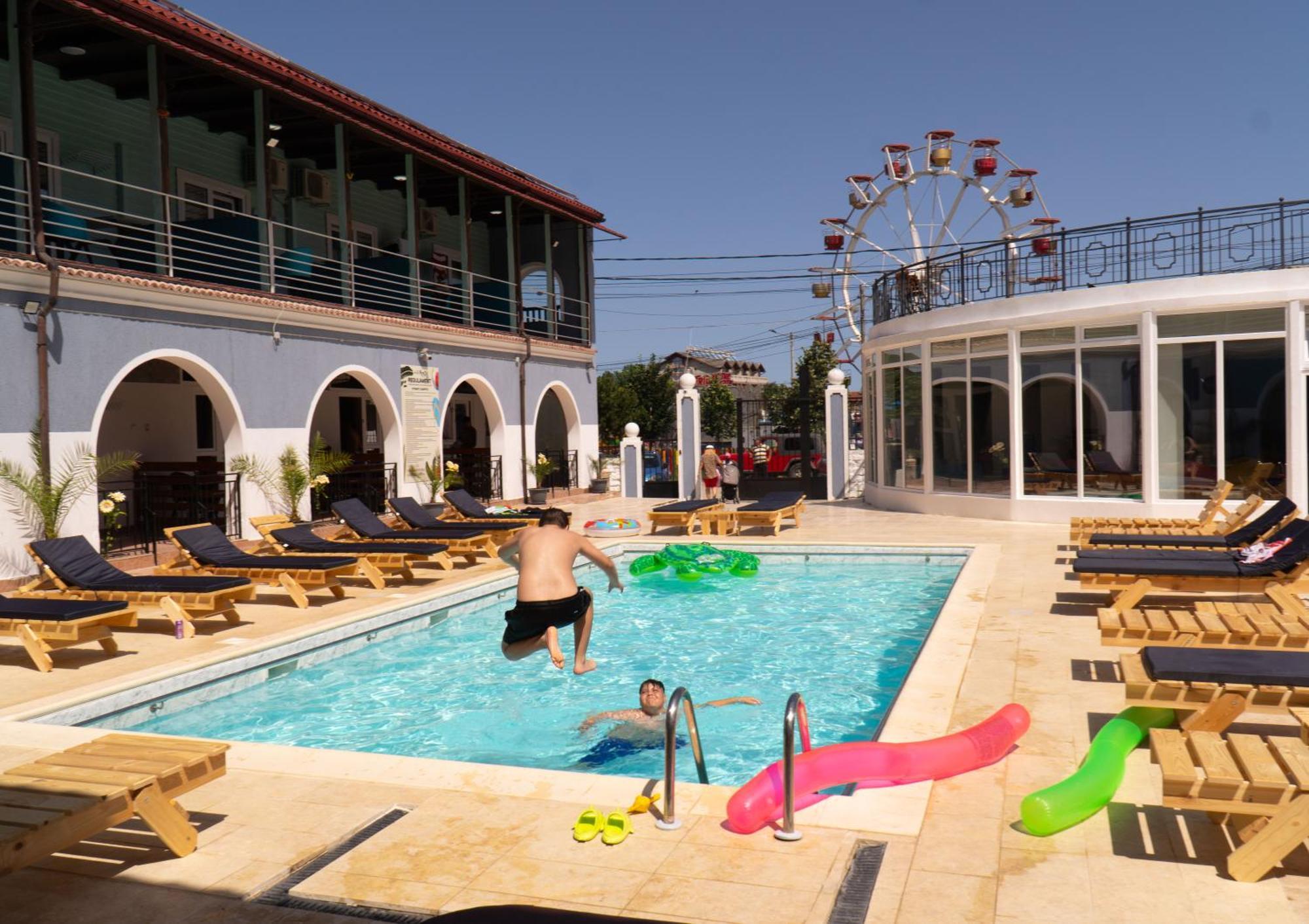 Hotel Km 0 Costineşti Exterior foto